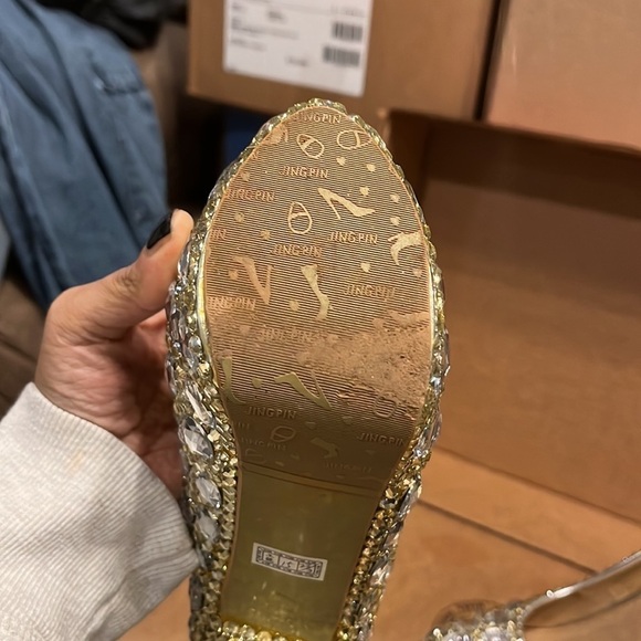 Rhinestone heels size 7.5 (40) comes with new heel, gems, glue, and backing. - Picture 5 of 7